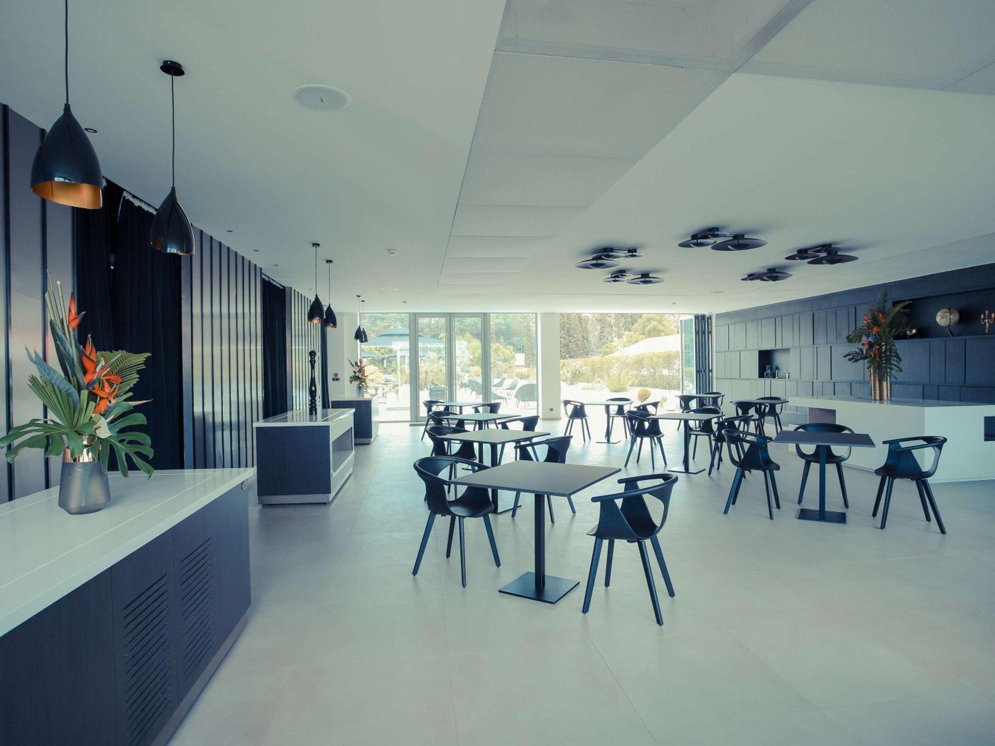Novotel Convention And Spa Antananarivo Exterior photo